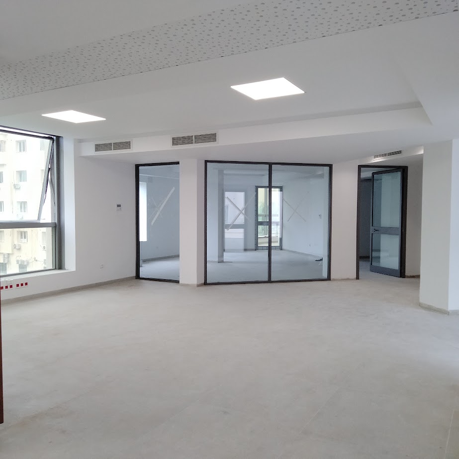 La Marsa Berge Du Lac Bureaux & Commerces Bureau Super bureau 275 m2 avec vu aroport au lac 1