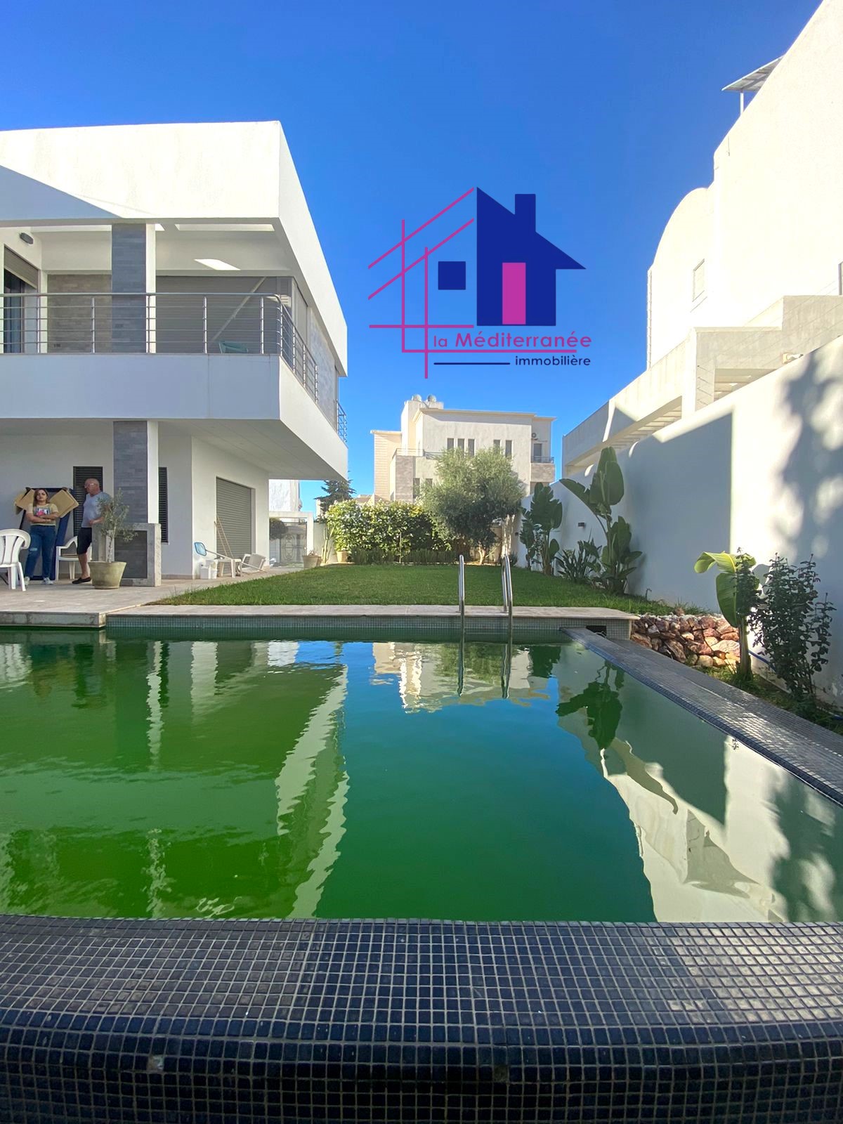 Ain Zaghouan Jardins de Carthage Vente Appart. 5 pices+ Villa s5 avec piscine aux jardins de carthage