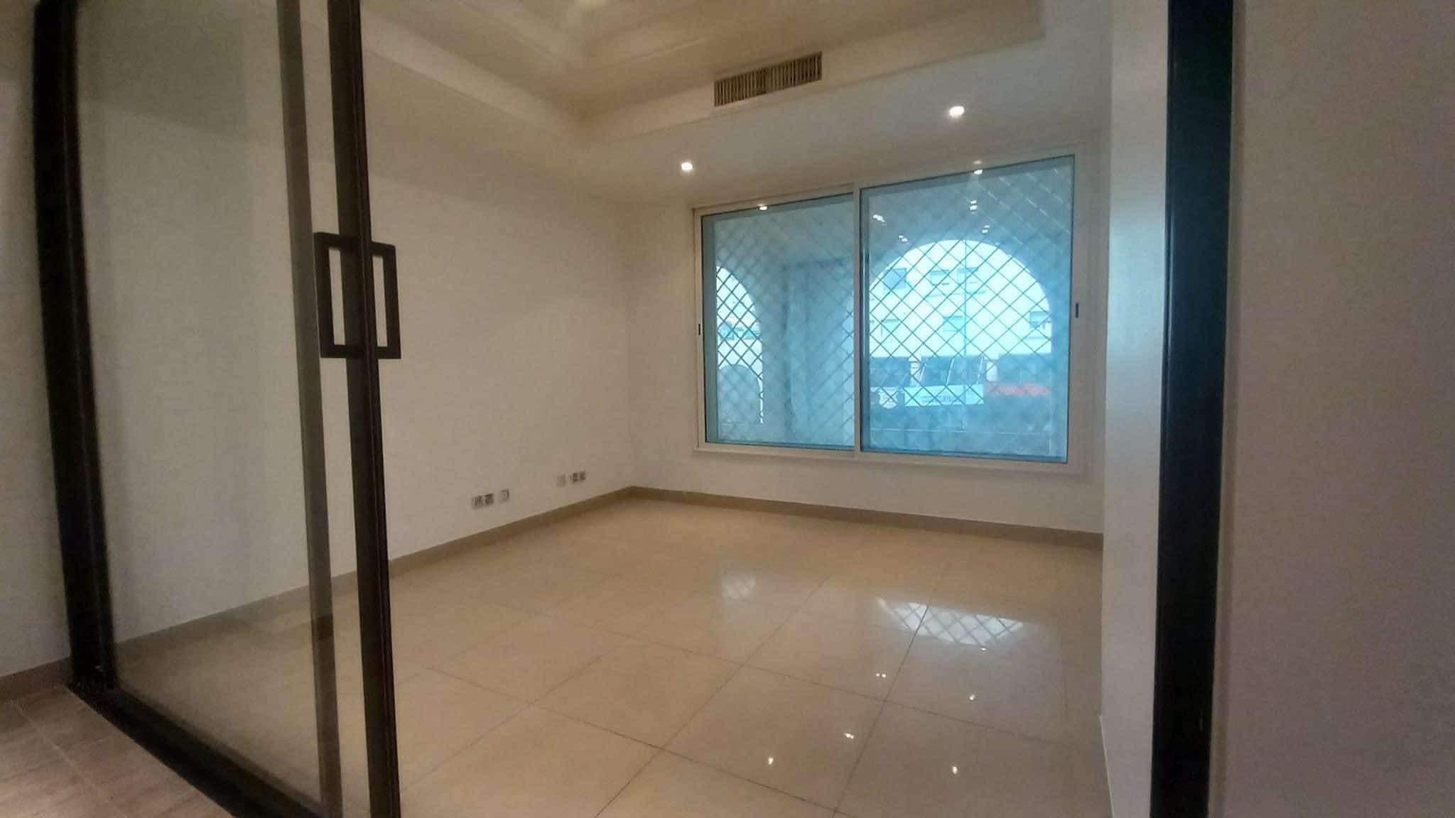 Ariana Ville Cite Ennasr 2 Bureaux & Commerces Bureau Appartement s5 bureautique  ennasr 2