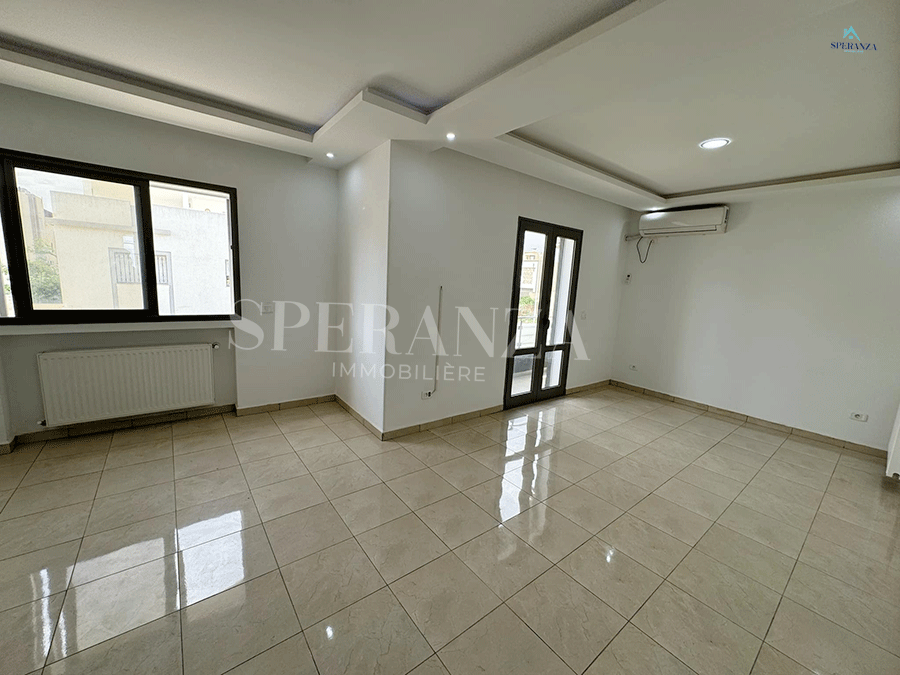 Hammamet Hammamet Vente Appart. 5 pices+ Immeuble ibiza
