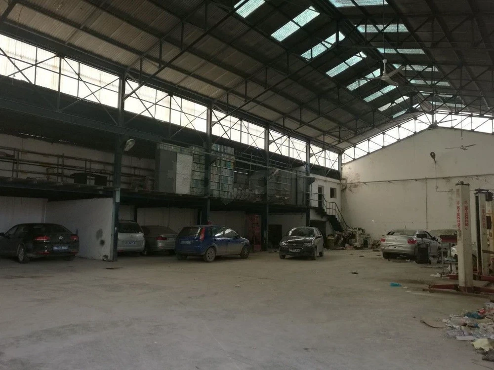 La Soukra Charguia 1 Bureaux & Commerces Atelier,Garage Dpt  charguia 1