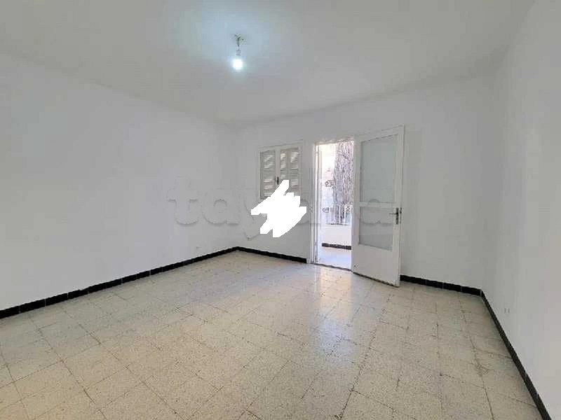 Cite El Khadra Cite Oplympique Vente Appart. 4 pices S plus 3 rnov a  la cit olympique wb3598