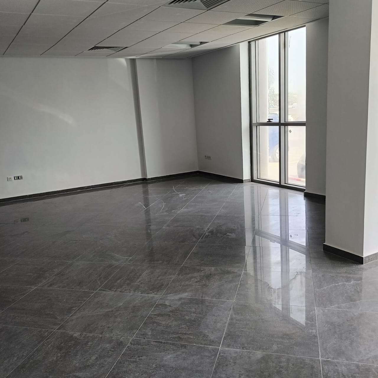 Cite El Khadra Zone urbaine nord Bureaux & Commerces Bureau Bureau neuf  urbain nord