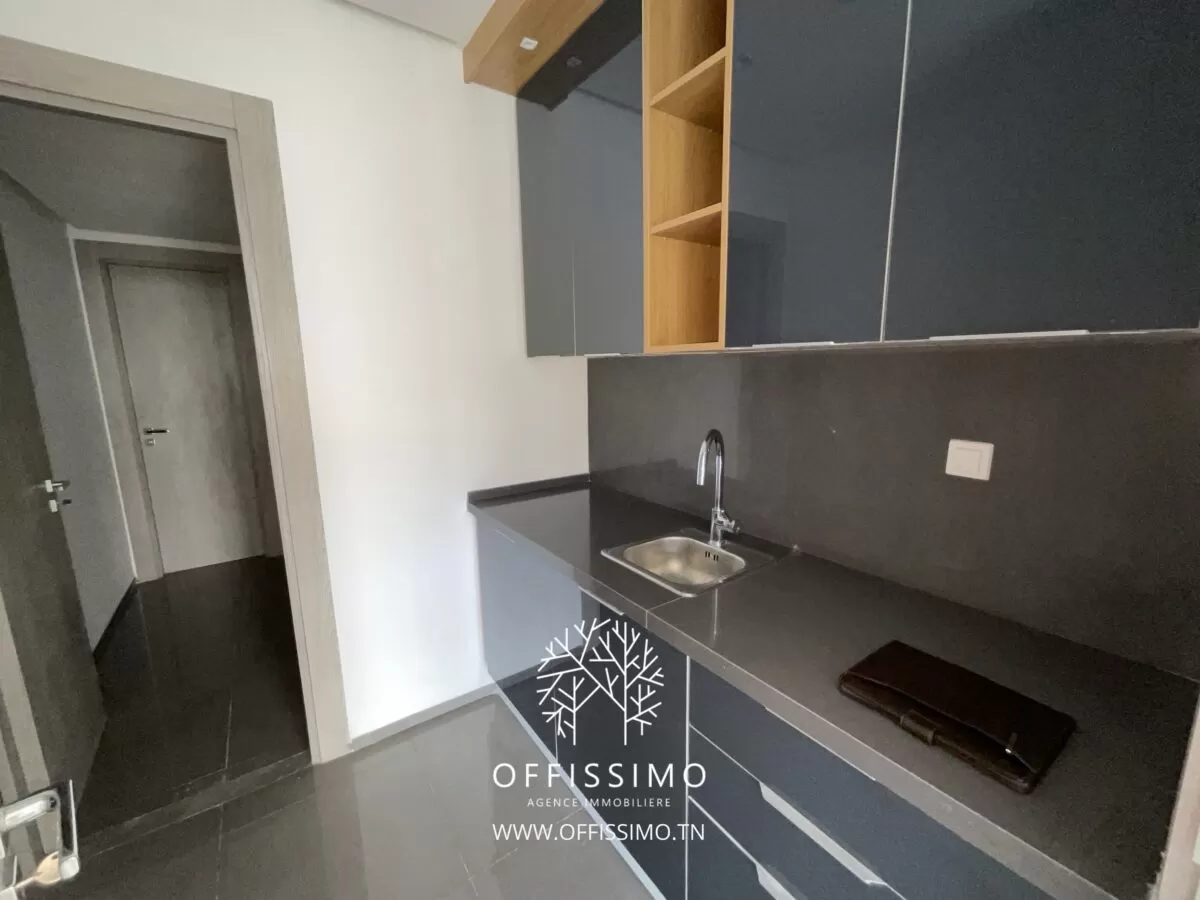 La Marsa&nbsp;Berge Du Lac&nbsp;Location&nbsp;Surfaces&nbsp;Bureau haut standing lac 2 290m neuf promoteur