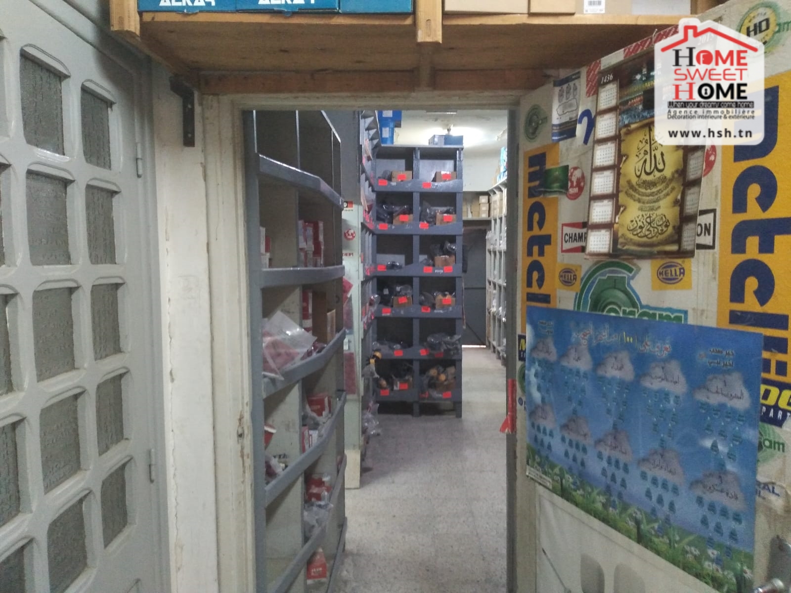 Bab Bhar Bab Bhar Bureaux & Commerces Surfaces Local storella  tunis