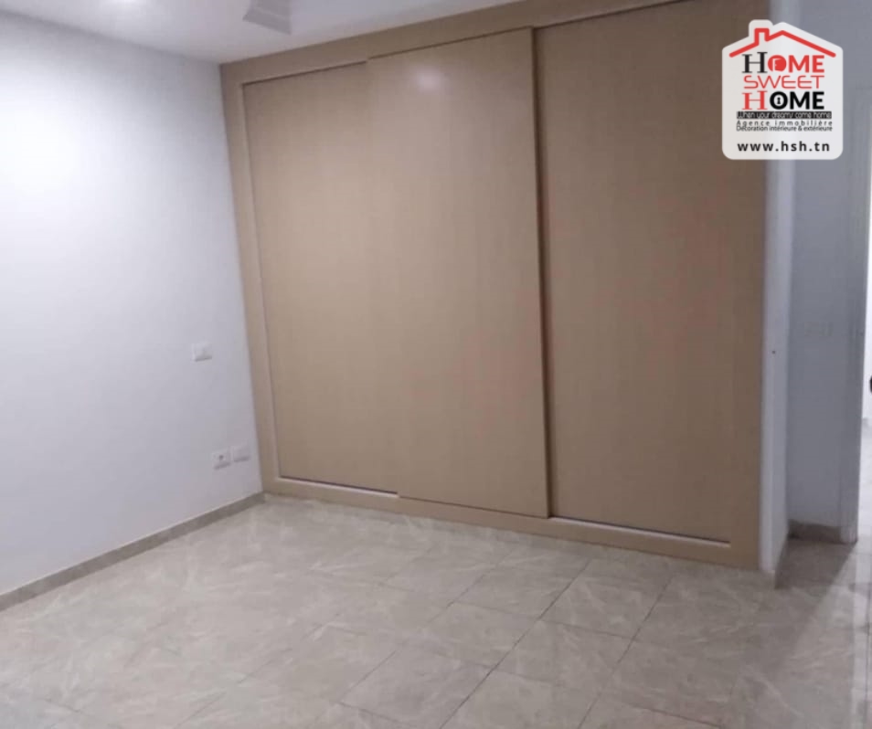 Hammam Chatt Borj Cedria Vente Appart. 5 pices+ Villa saphir s5  borj cedria