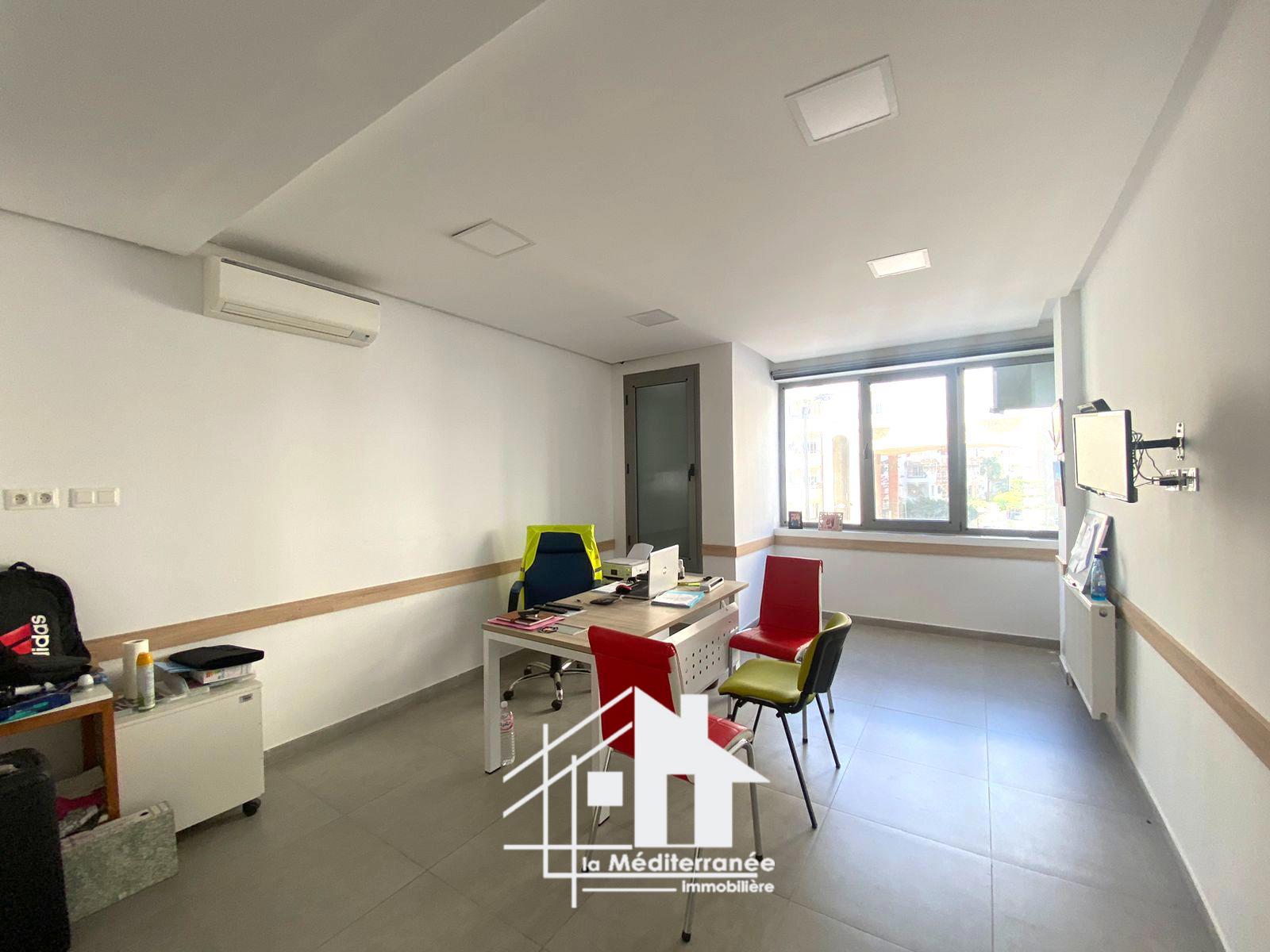 La Marsa El Aouina Bureaux & Commerces Bureau Bureau h2 l'aouina
