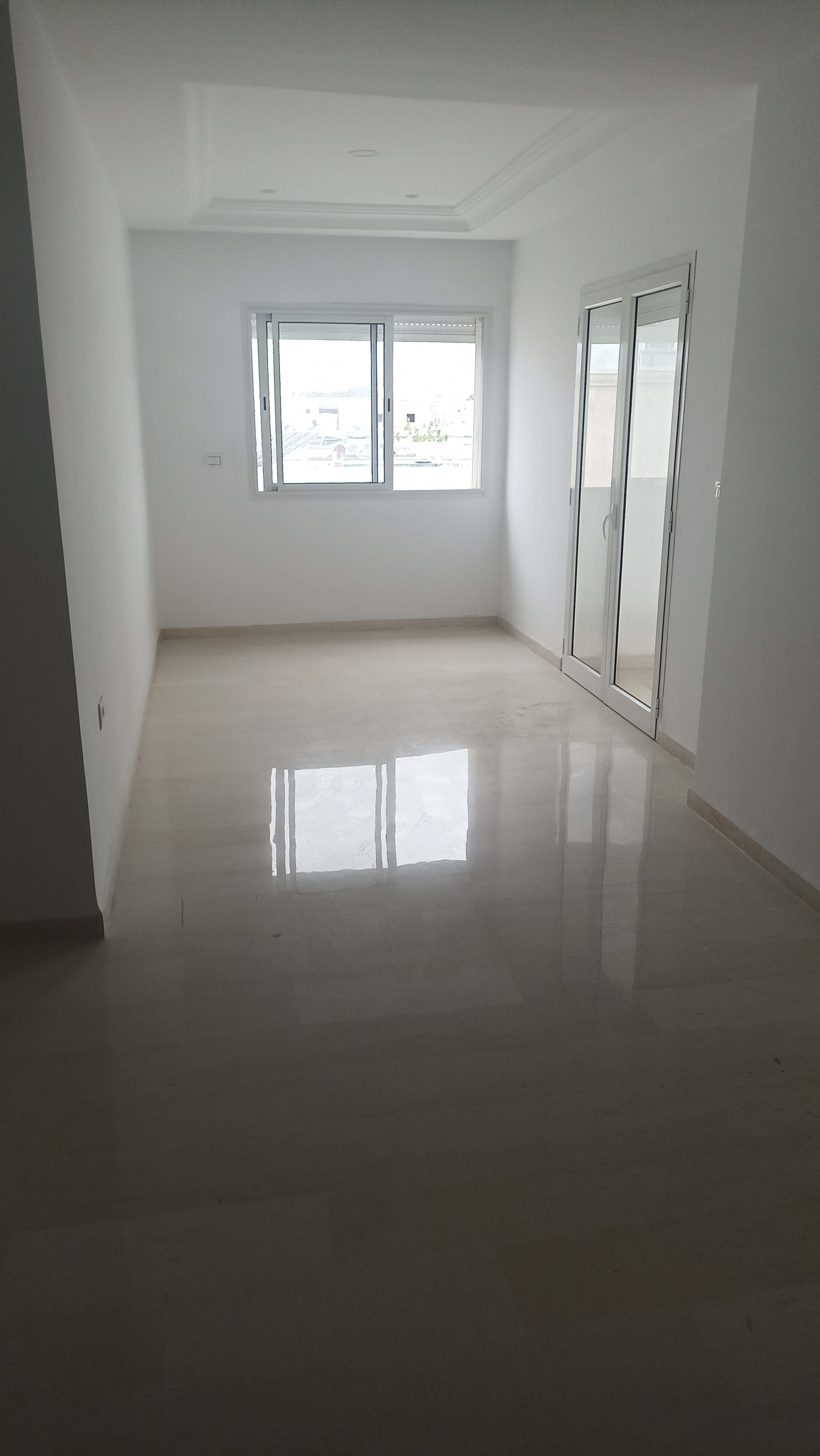 Ain Zaghouan Ain Zaghouan Location Appart. 3 pices Appartement s3 trs spacieux avec terrasse ref12