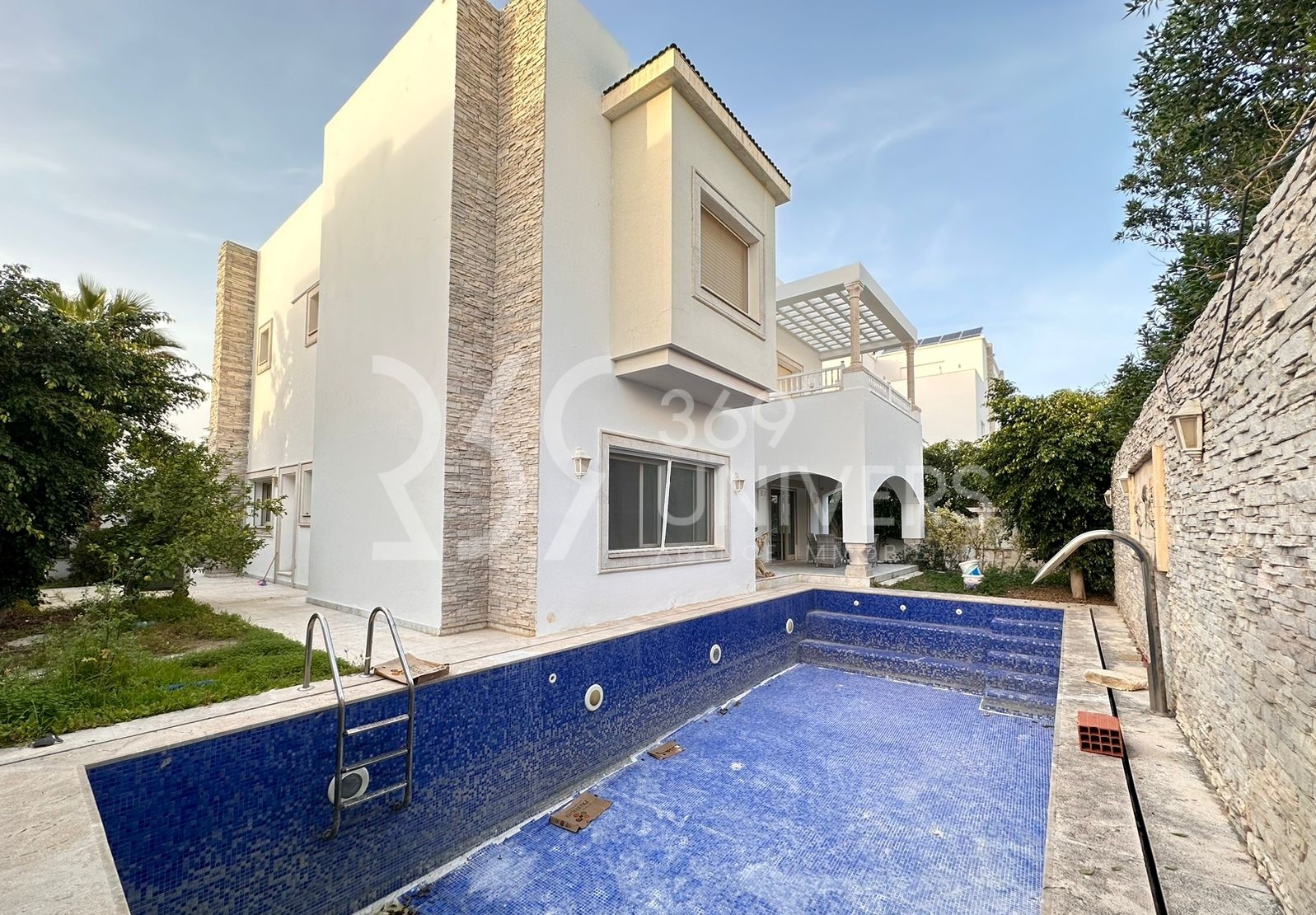 La Marsa Gammart Location Maisons Villa avec piscine  gammarth ref rh135