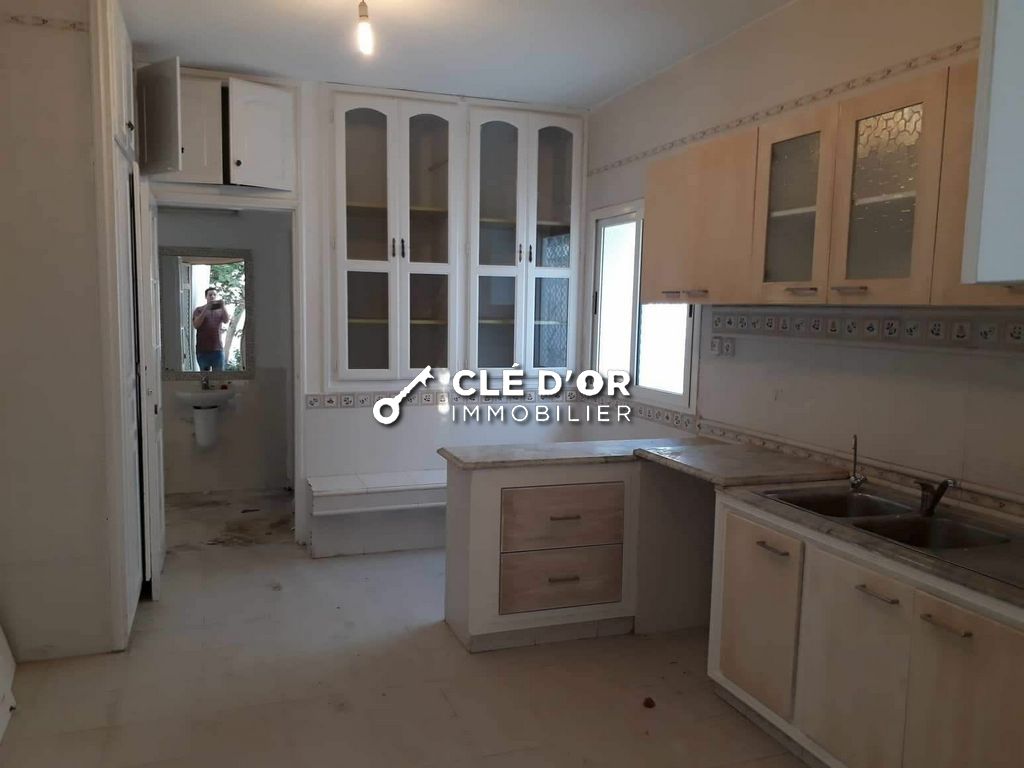 Ain Zaghouan Ain Zaghouan Location Appart. 4 pices Villa  ain zaghouan nord