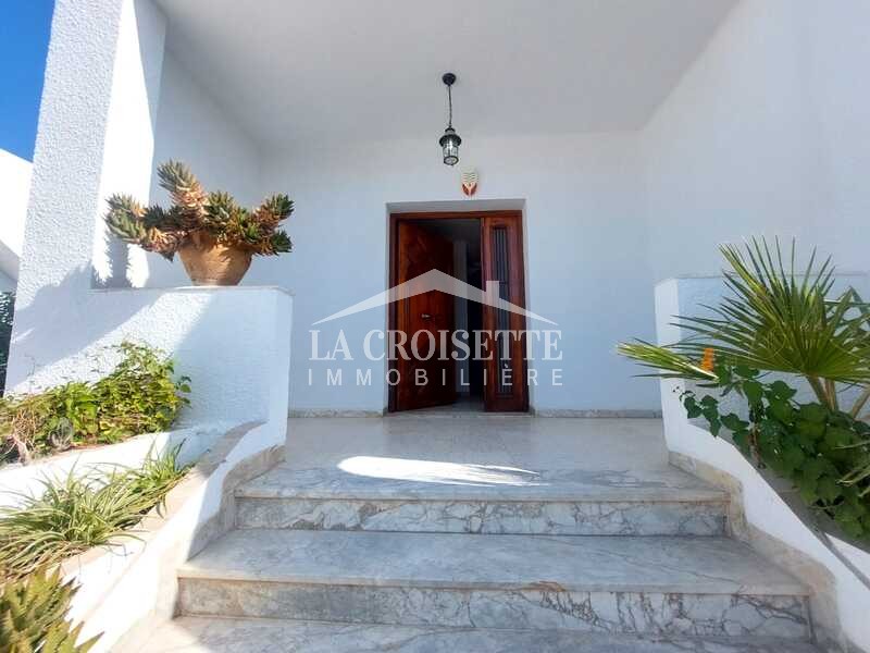 La Marsa Sidi Daoud Location Maisons Villa s4 avec piscine  la marsa zvl1615