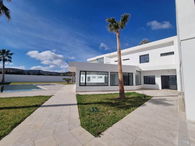Sidi Thabet Sidi Thabet Vente Maisons Villa grandisose ref v2639