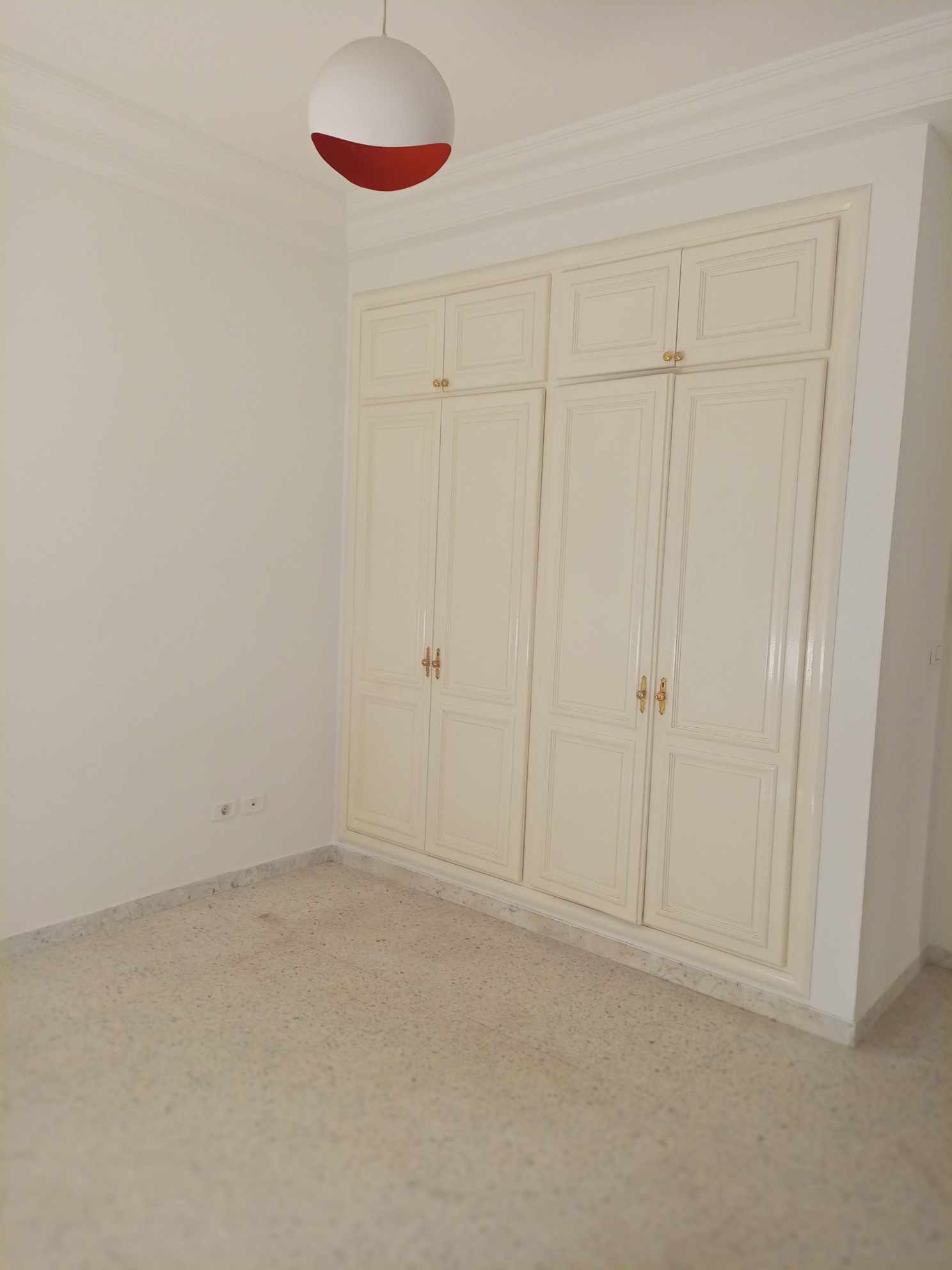 Ariana Ville Cite Ennasr 2 Location Appart. 2 pices Ennasr 2 joli appt s1 avec balcon