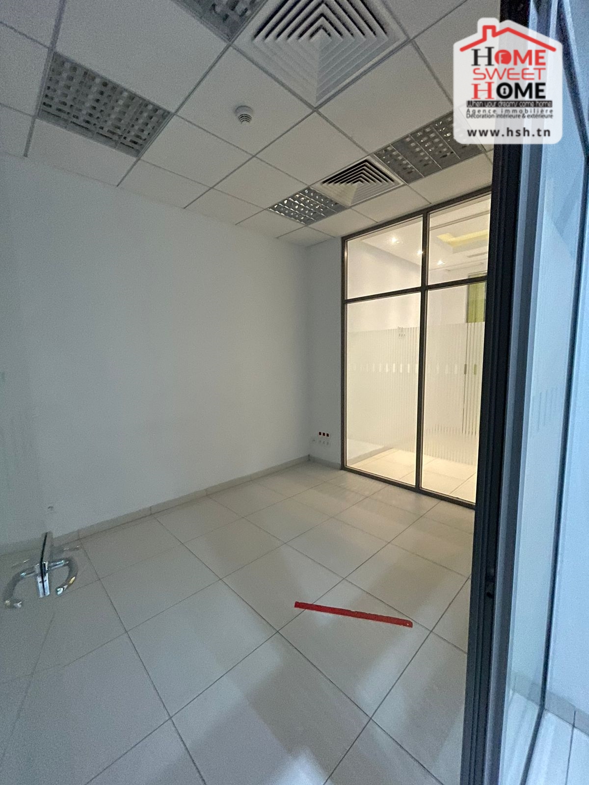 Bab Bhar Montplaisir Bureaux & Commerces Surfaces Local fendi montplaisir
