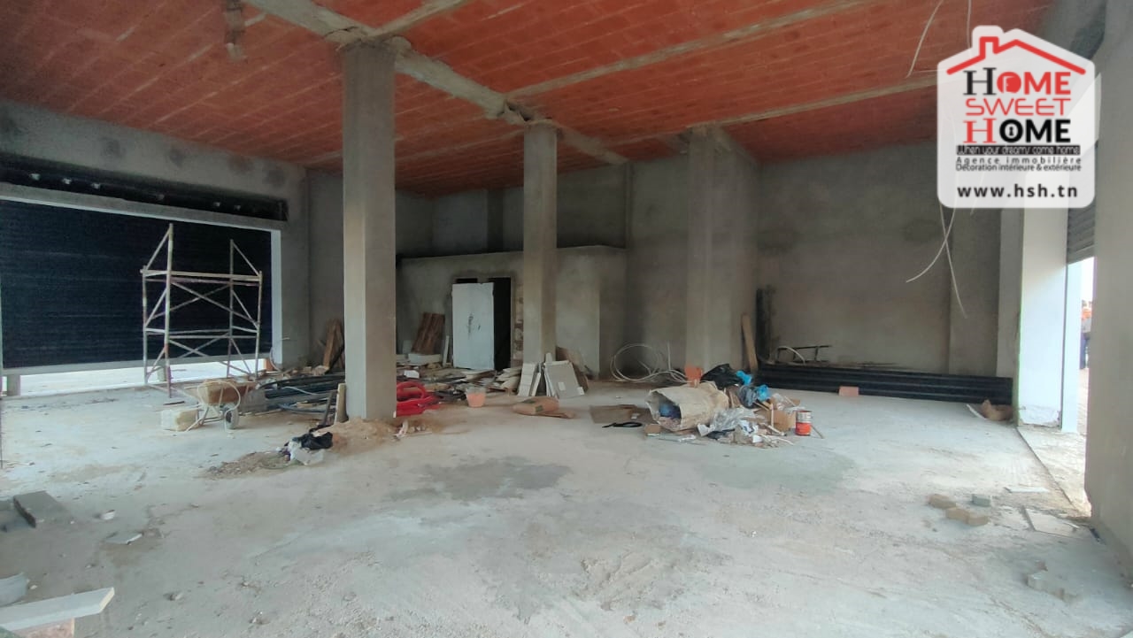 Ezzahra Ezzahra Bureaux & Commerces Surfaces Local commercial carnegie  ezzahra