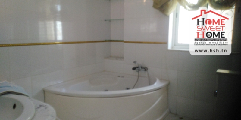 La Marsa Marsa Ennassim Location Appart. 3 pices Etage echefa  la marsa