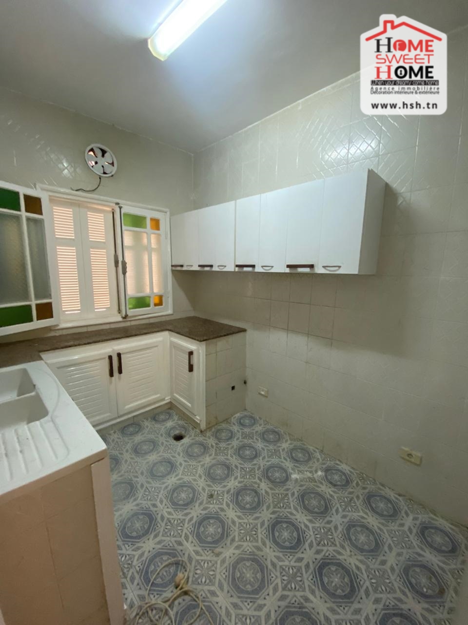 La Marsa Gammart Location Appart. 4 pices Villa dravania  gammarth village