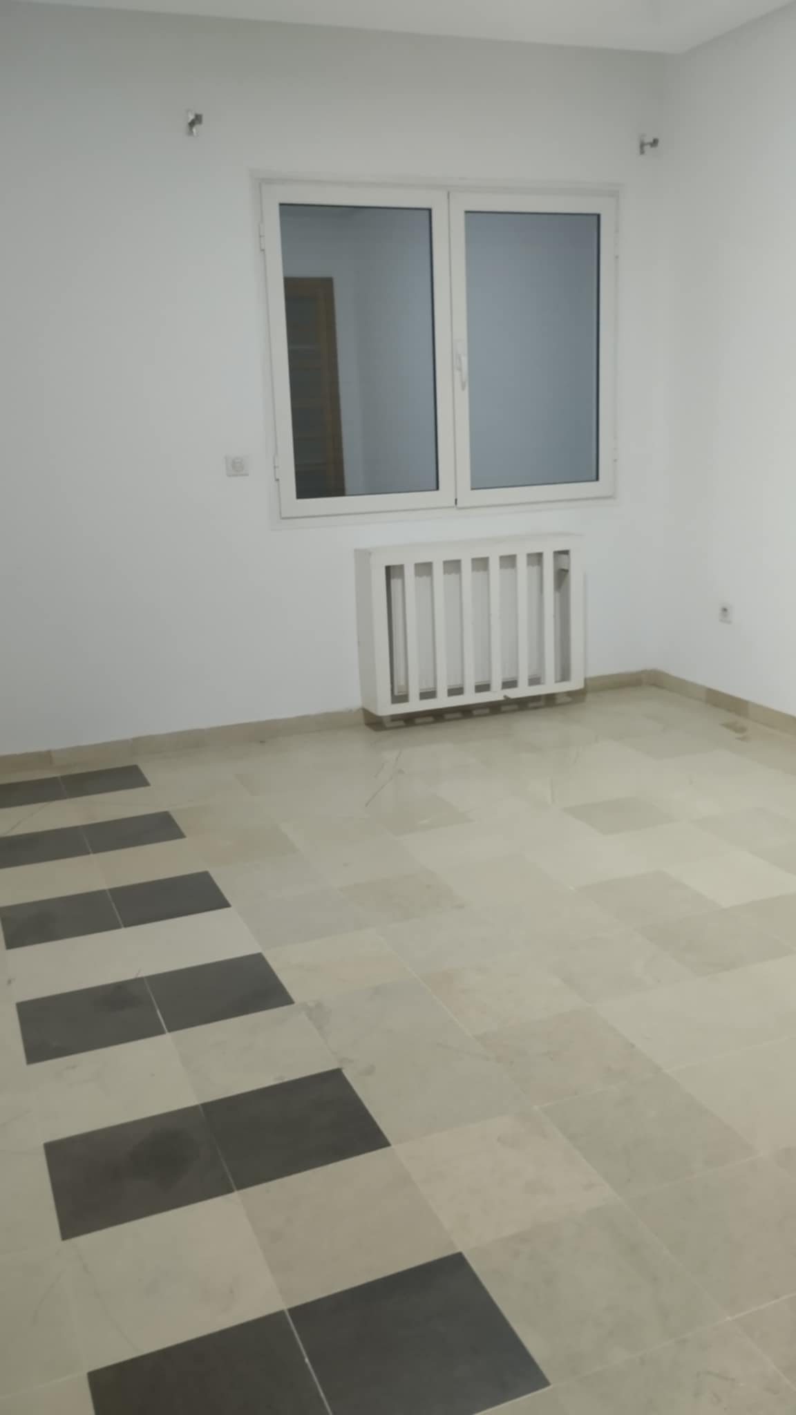 La Marsa Sidi Daoud Location Appart. 4 pices Un appartement s3  sidi daoued
