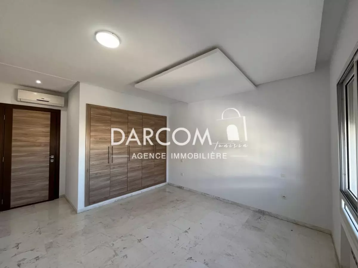 Ain Zaghouan Jardins de Carthage Location Appart. 2 pices S1 spacieux avec jardin