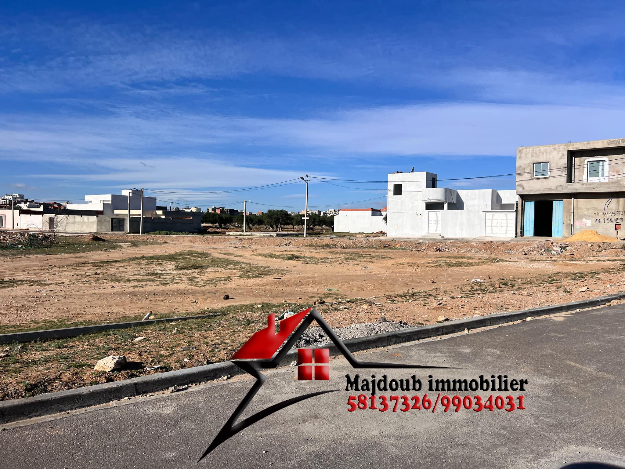 Sousse Riadh Zaouiet Sousse Terrain Terrain nu Lot de coin  constructible zaouiet sousse