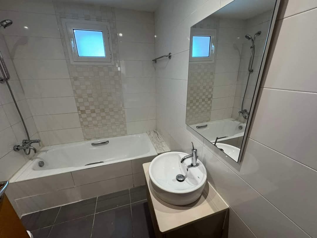 La Marsa Berge Du Lac Location Appart. 4 pices S3 meuble lac 2 3300 d