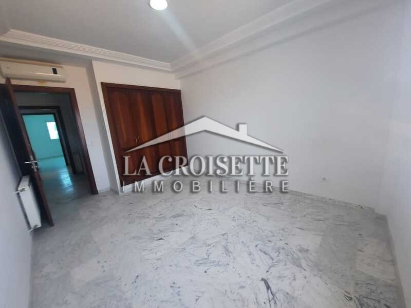 La Marsa Berge Du Lac Bureaux & Commerces Bureau Bureau h2 aux lac 2 zbl0466