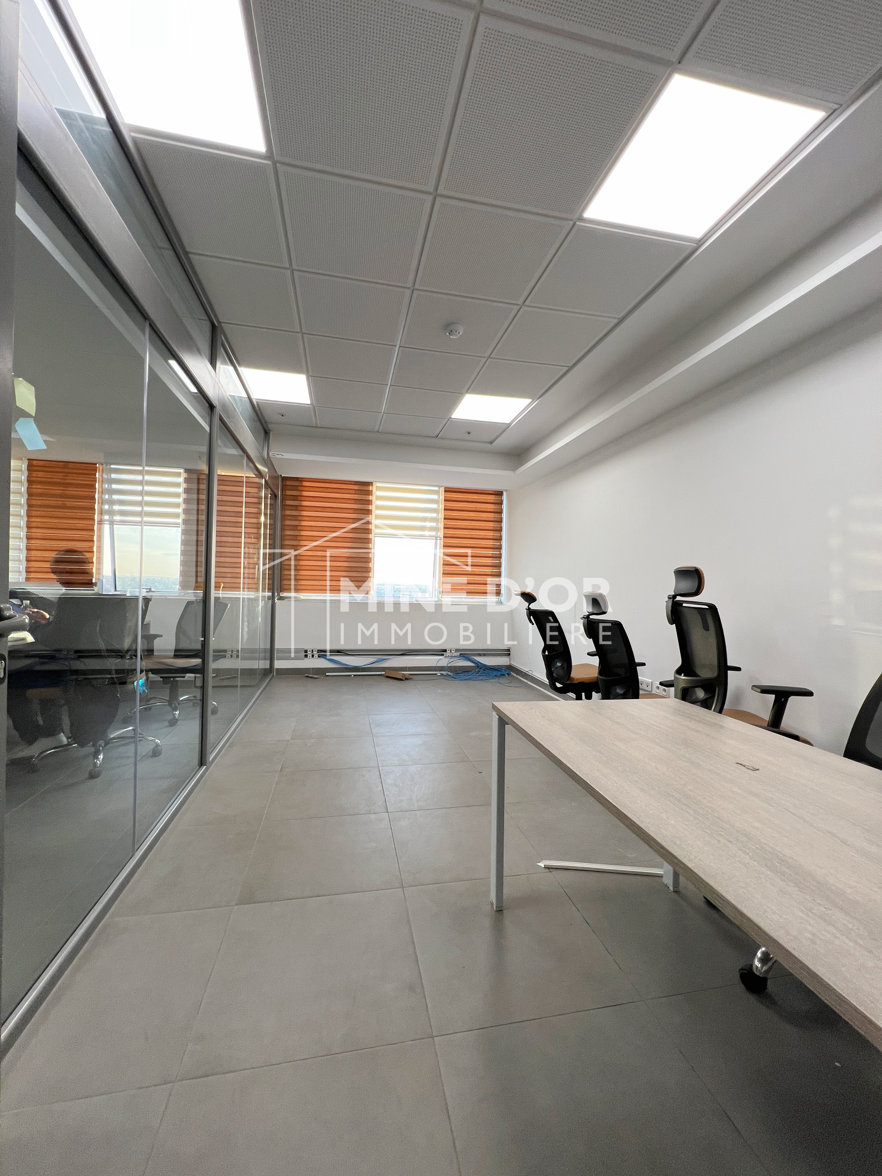 Cite El Khadra Zone urbaine nord Bureaux & Commerces Bureau Un open space neuf au centre urbain nord