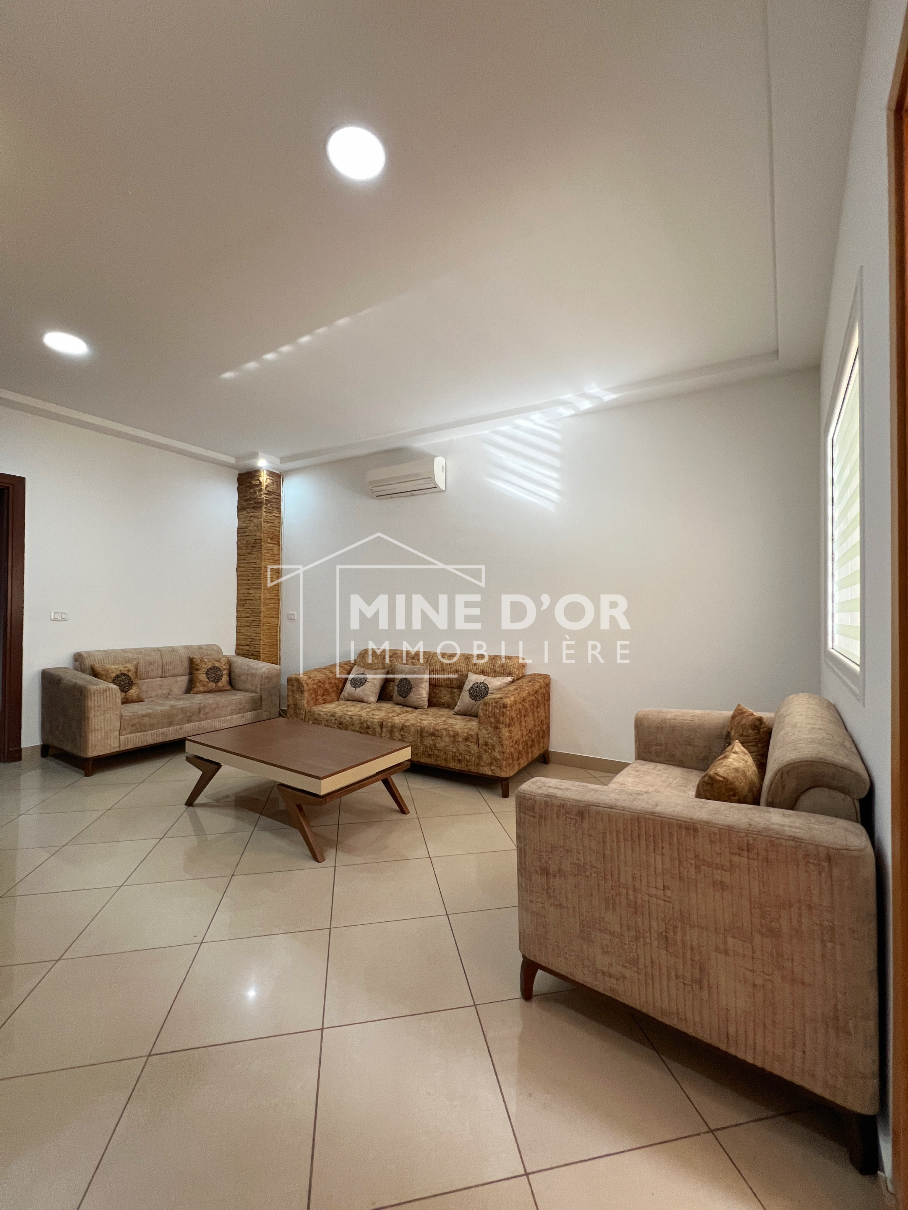 Cite El Khadra Zone urbaine nord Bureaux & Commerces Bureau Bureau en 4 espaces rnov au centre urbain
