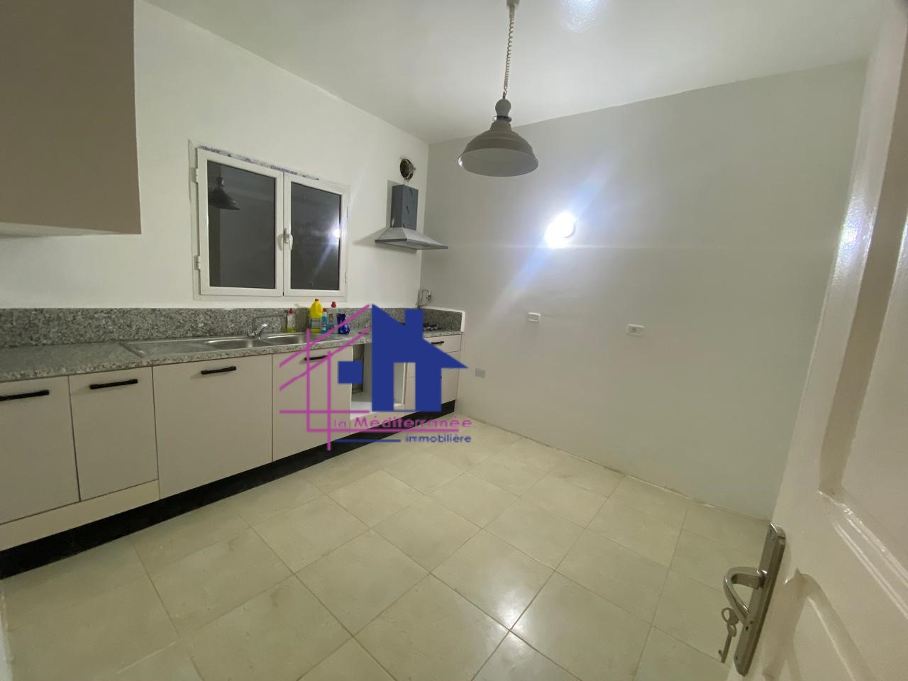 Le Bardo Le Bardo Location Maisons Etage de villa s3 au bardo