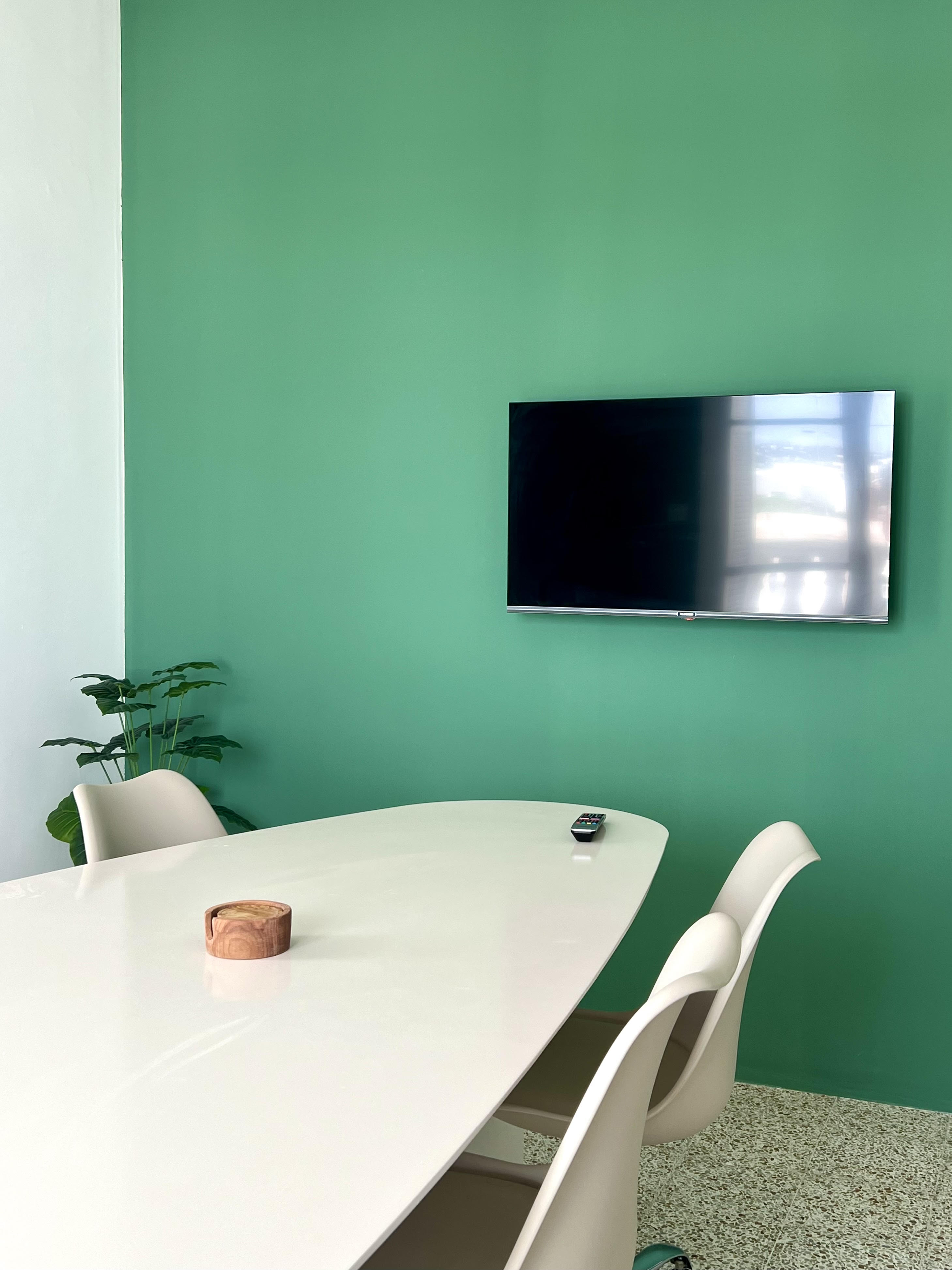 La Marsa Marsa Ennassim Location Appart. 4 pices Opportunit bureau  la marsa