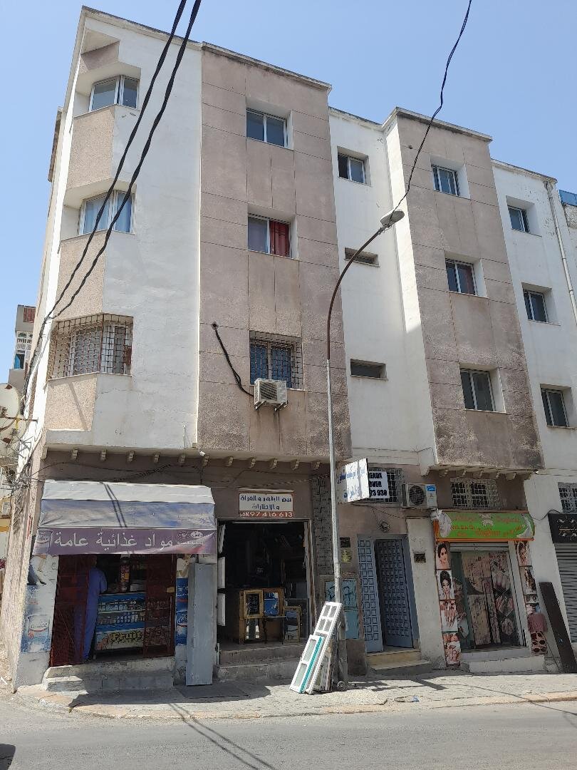 Sidi El Bechir Abou El Kacem Chebbi Bureaux & Commerces Bureau Al  bureau  cv bab jedid