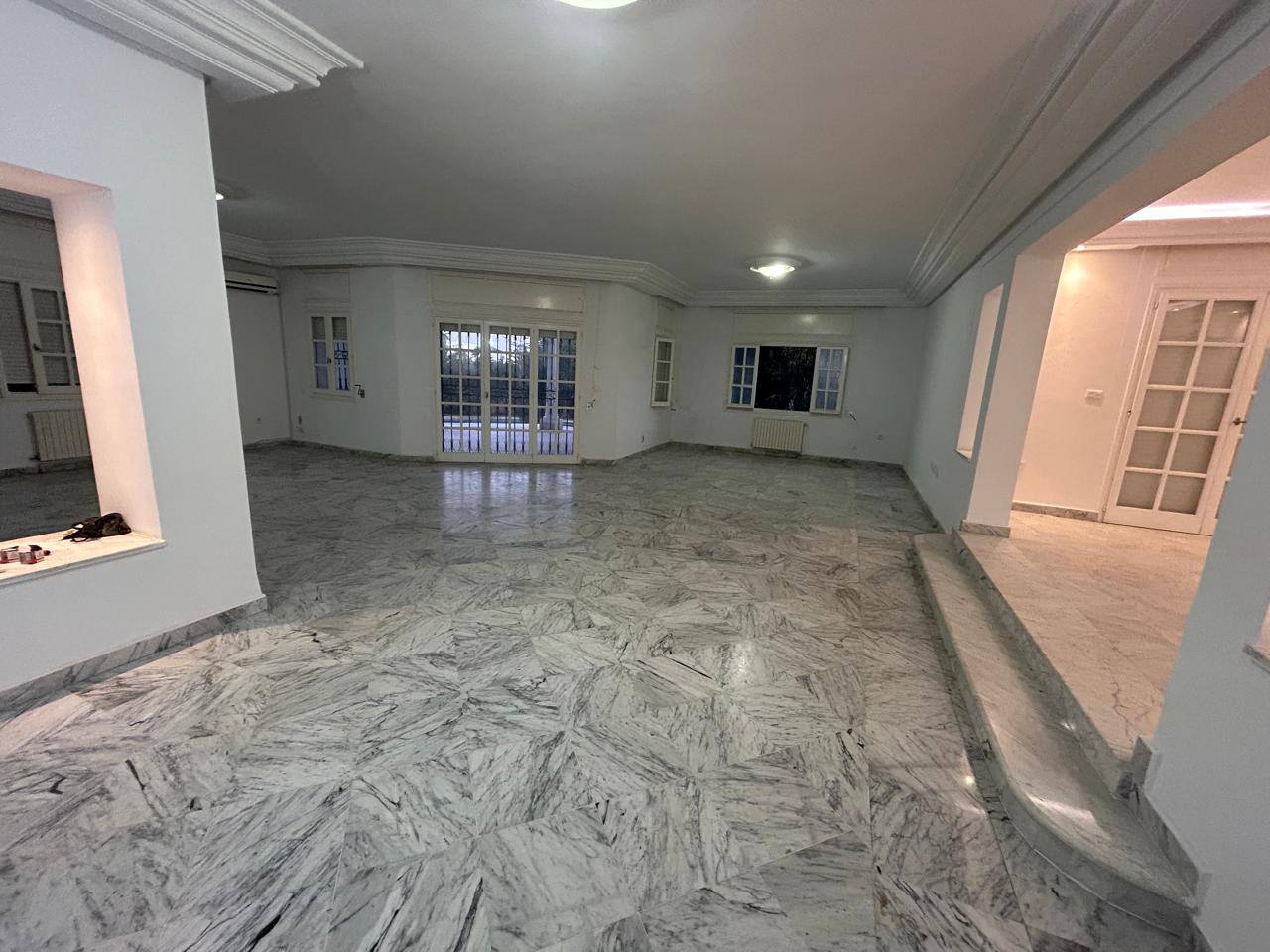 La Marsa Gammart Location Maisons Une ville de maitre  gammarth suprieur