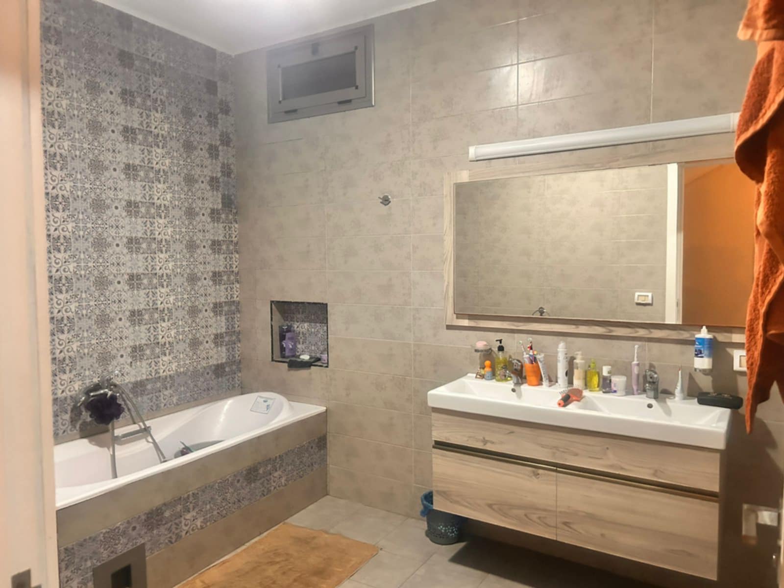 Bizerte Nord Cite El Korniche 1 Location vacances Appart. 2 pices Priodique