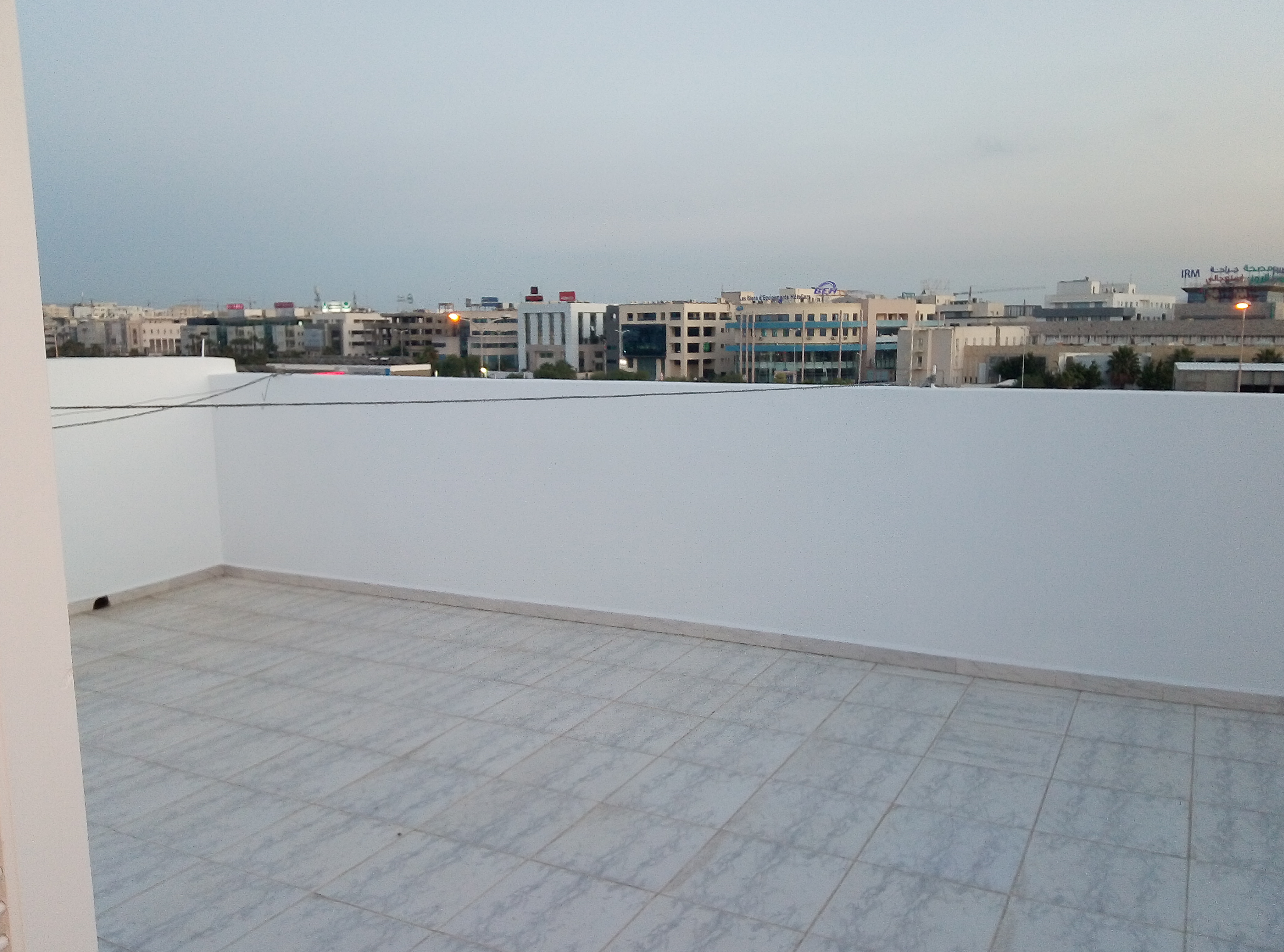 La Marsa El Aouina Location Appart. 3 pices 1er etage villa en face de lac 2