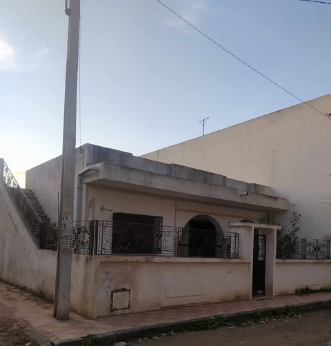 Menzel Bouzelfa Cite Bahroun Vente Maisons Maison menzel b zelfa 160 m2 sur terrain de 360 m2