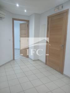 Cite El Khadra Zone urbaine nord Bureaux & Commerces Bureau Bureau en 2 espaces75mcunifcu137