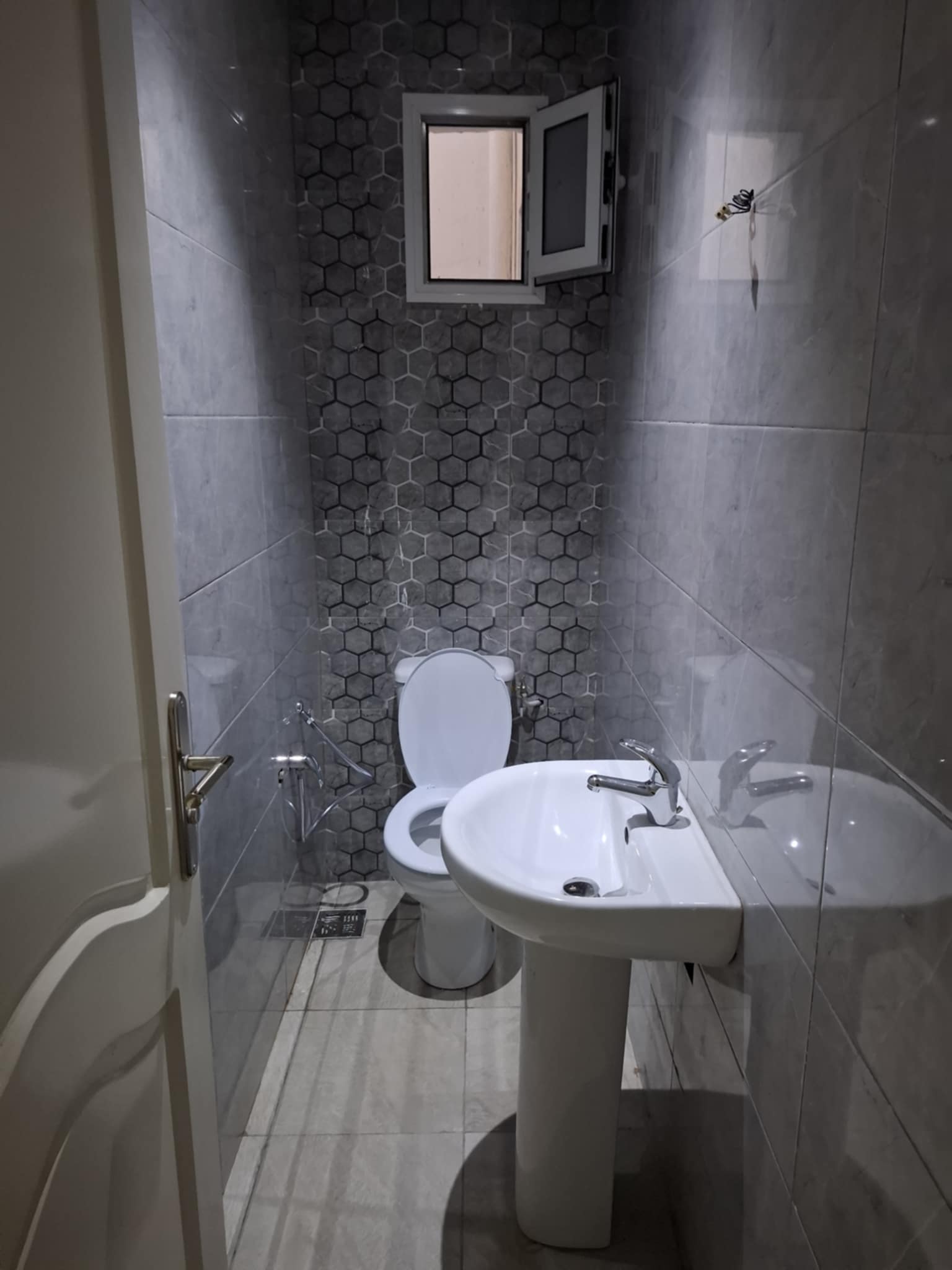 El Hrairia Cite Errachidia Location Appart. 4 pices Appartement tout neuf