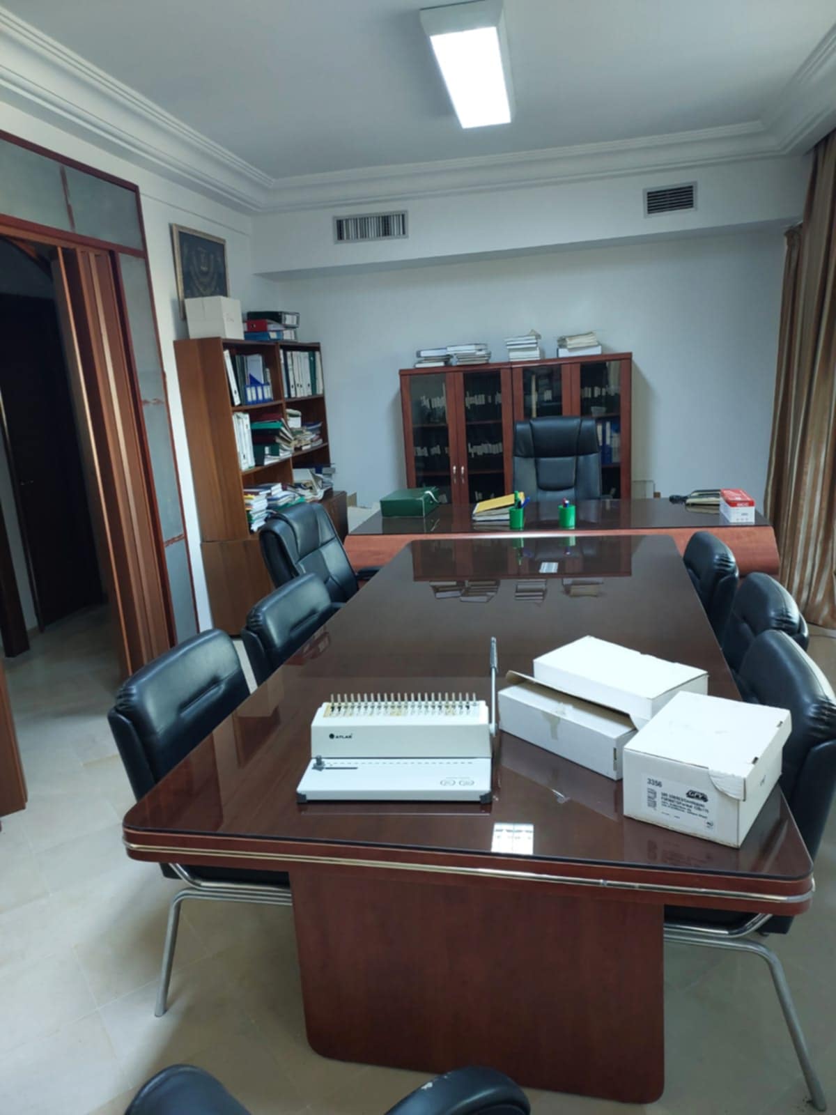 Sfax Ville Sfax Bureaux & Commerces Bureau Bureau ou cabinet d'expertise richement meuble