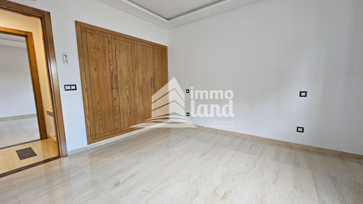 La Soukra La Soukra Location Appart. 4 pices Appartement s3 avec terrasse  la soukra