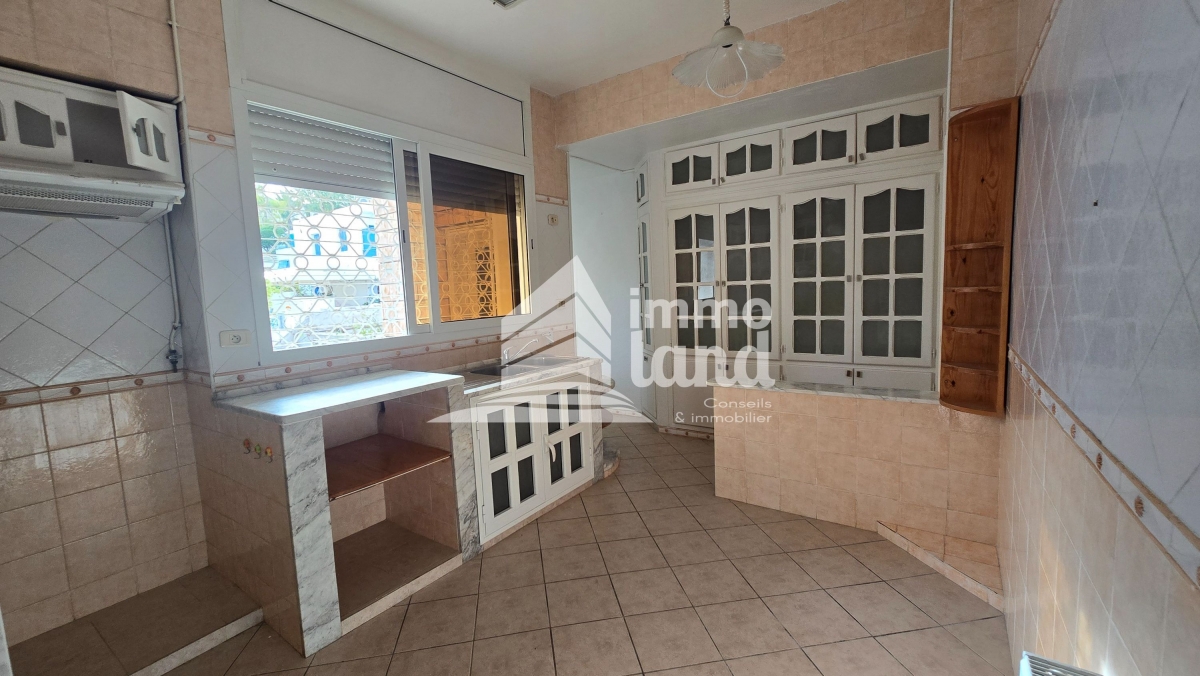 La Marsa Marsa Safsaf Location Appart. 3 pices Rdc de villa s3 entre indpendante  la marsa