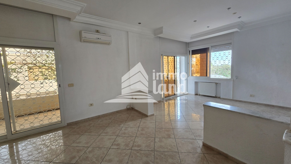 La Marsa Marsa Safsaf Location Appart. 3 pices Rdc de villa s3 entre indpendante  la marsa