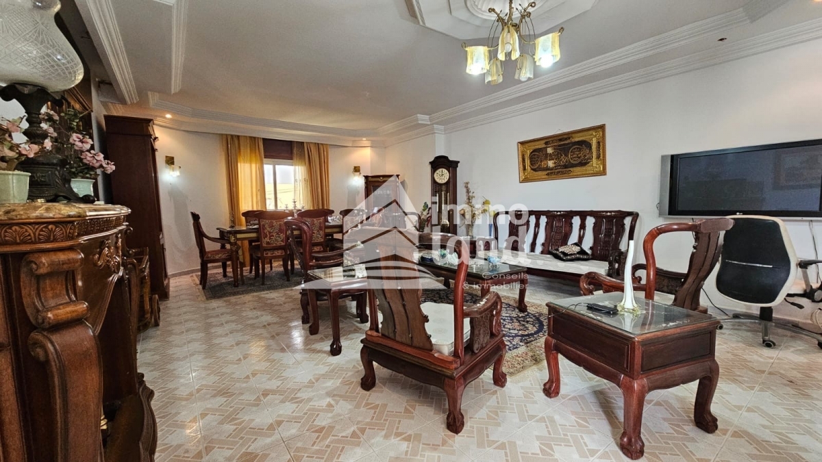 La Soukra La Soukra Location Appart. 4 pices Etage de villa s3 meubl  la soukra