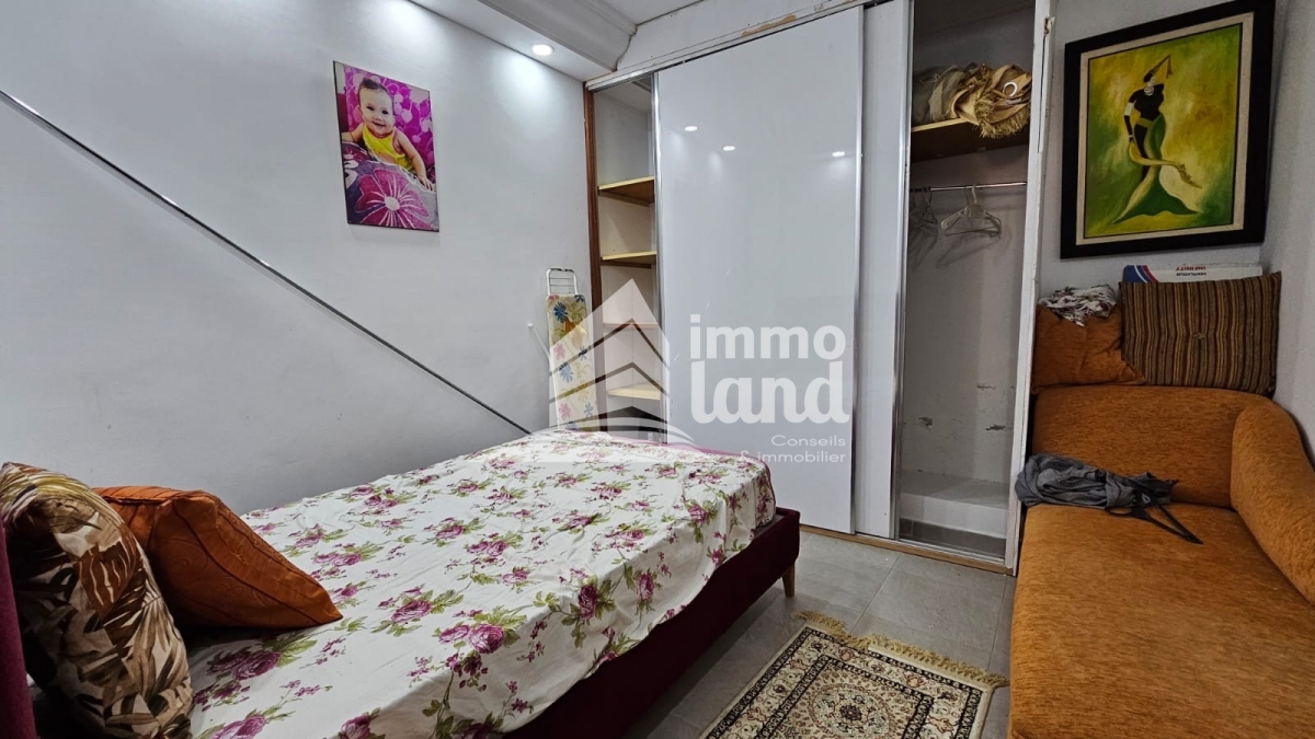 La Soukra La Soukra Location Appart. 4 pices Etage de villa s3 meubl  la soukra