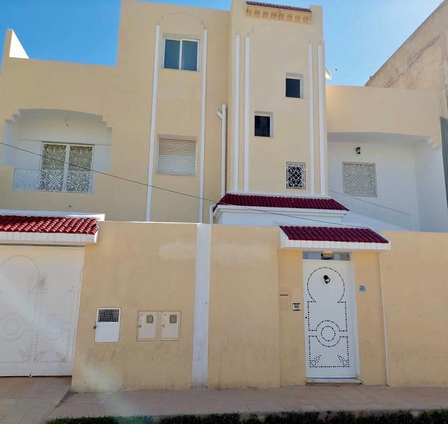La Marsa Cite Bhar Lazreg Vente Maisons Villa 2 tage spar et un studio