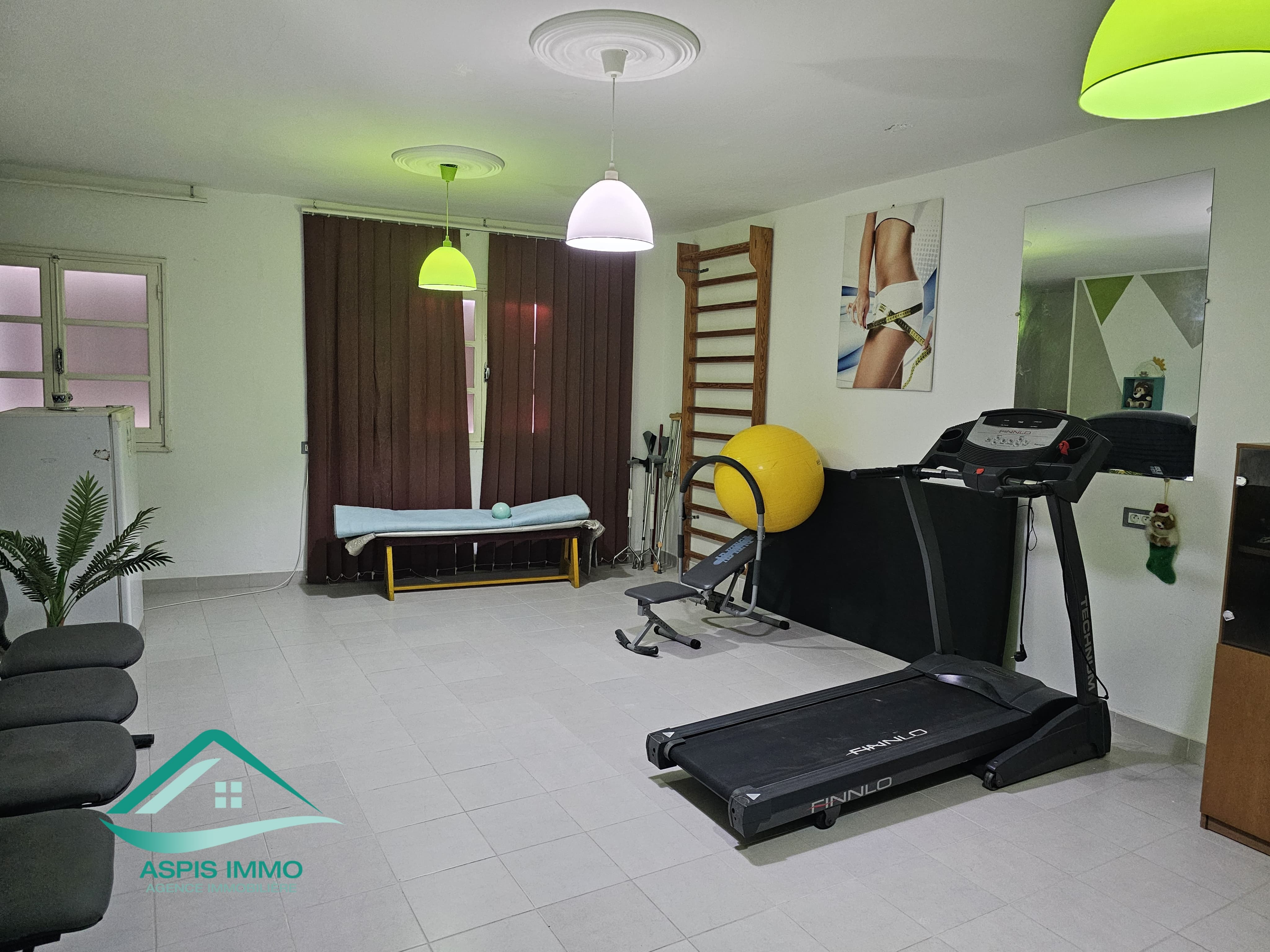 El Haouaria El Haouaria Bureaux & Commerces Bureau Vt967local commercial  hawaria