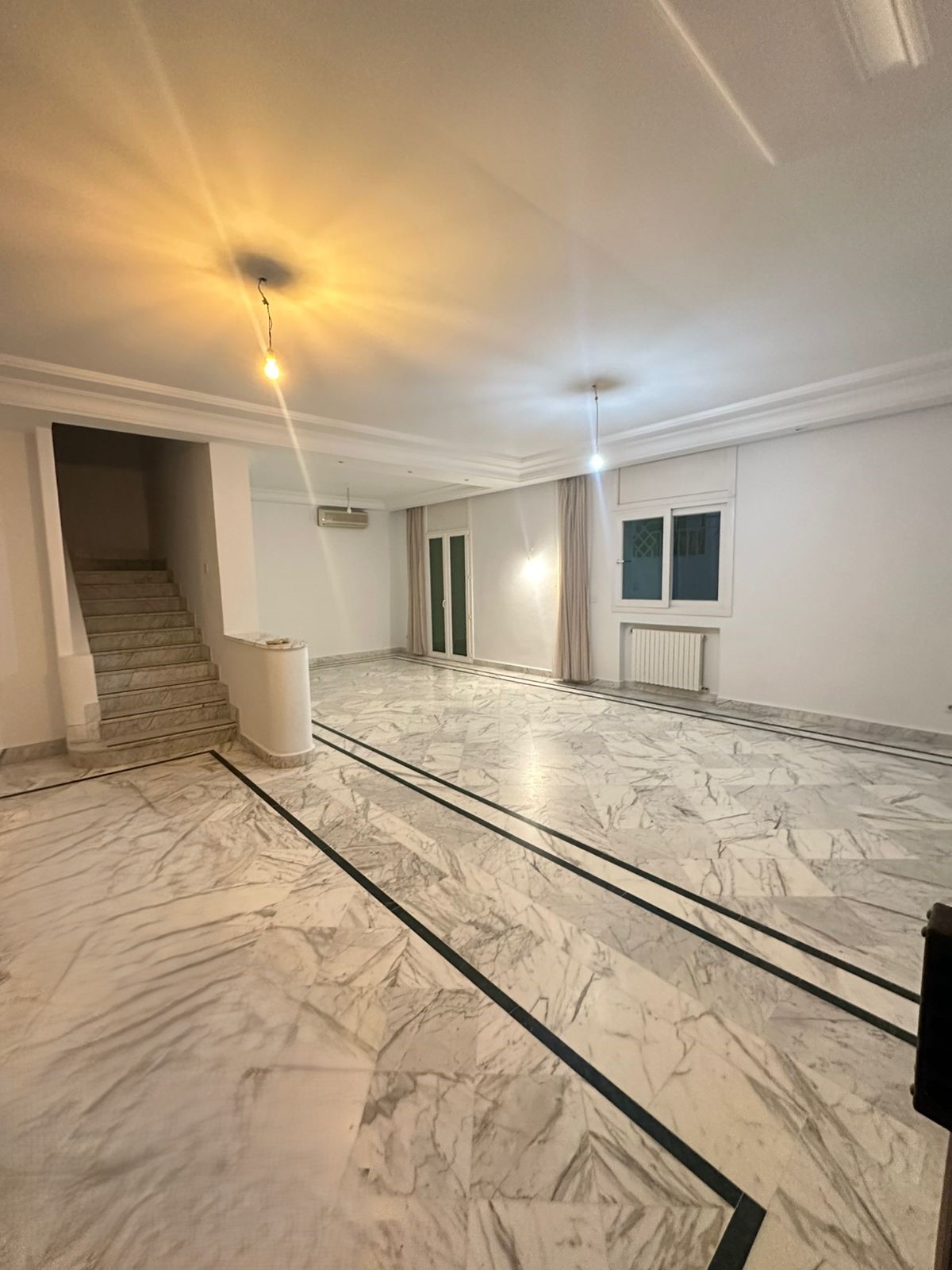 Ariana Ville Cite Ennasr 2 Location Maisons Ennasr2 agrable villa s4 avec garage