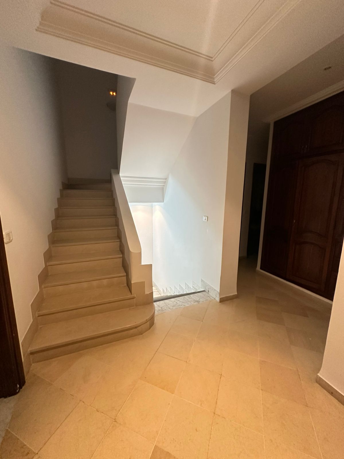 Ariana Ville Cite Ennasr 2 Location Maisons Ennasr2 agrable villa s4 avec garage