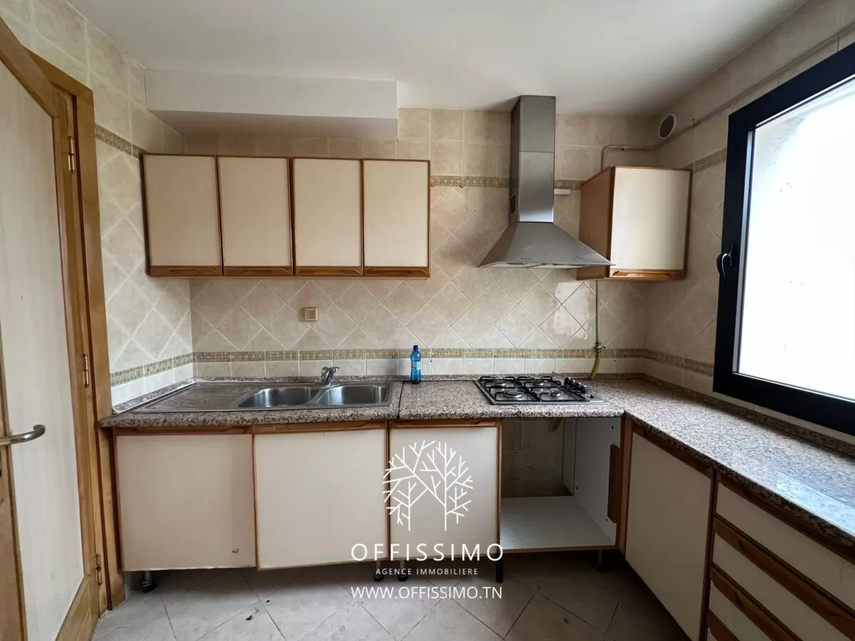 La Marsa Berge Du Lac Location Appart. 2 pices Appartement s1 lac 1 vide