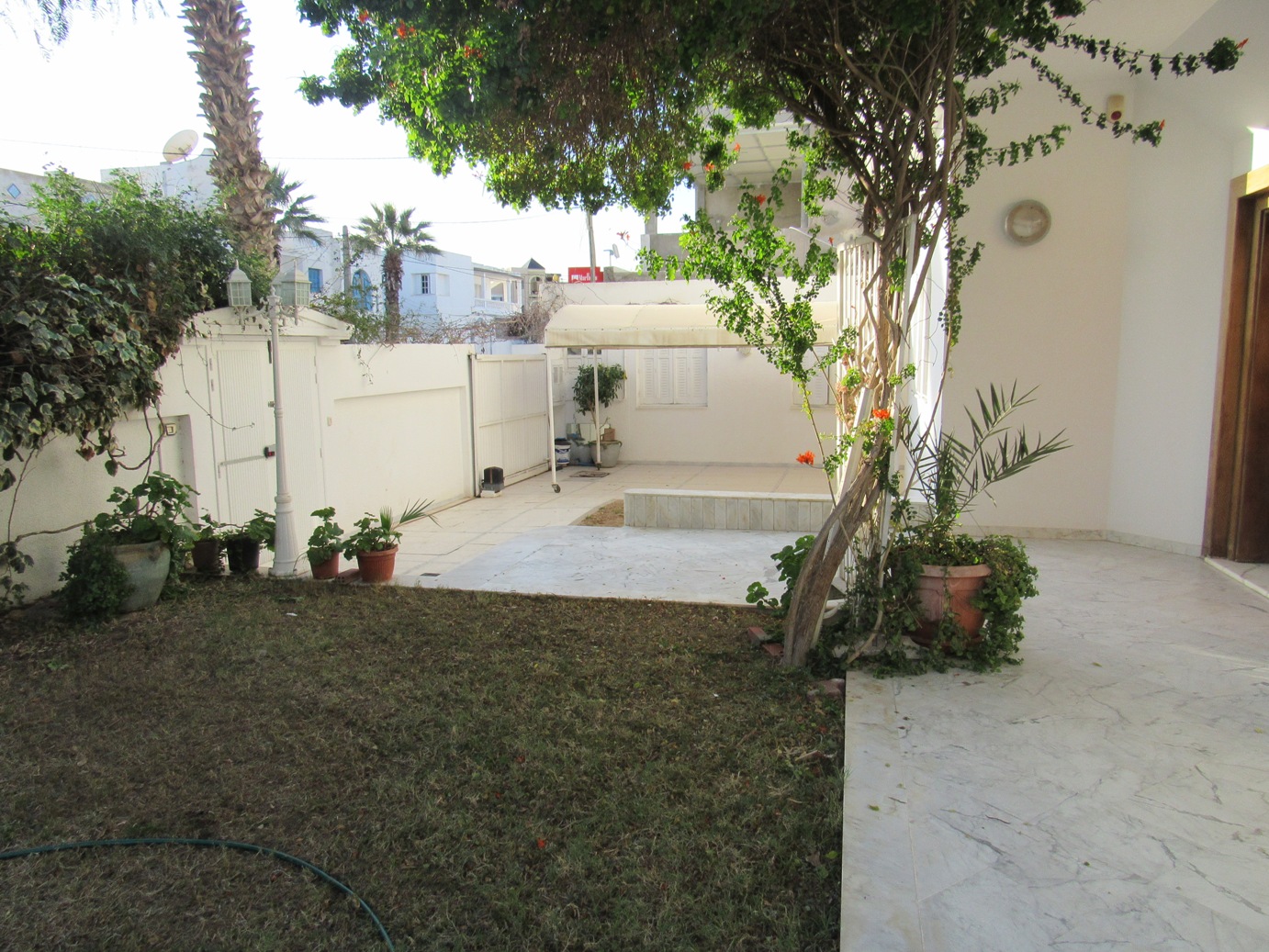 Sousse Jaouhara Khezama Ouest Location Maisons Belle villa sans meuble  khzama ouest
