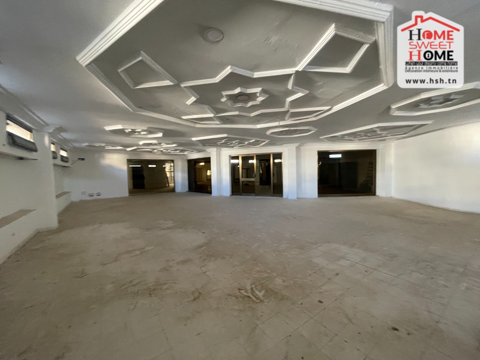 Bab Bhar Bab Bhar Bureaux & Commerces Surfaces Local zimbra  tunis